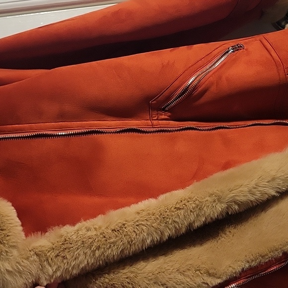 Heavy faux fur jacket - Picture 7 of 9